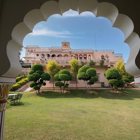 Fort Beejwar Chauhan By Aayams Neemrana Shahjahanpur Exterior photo