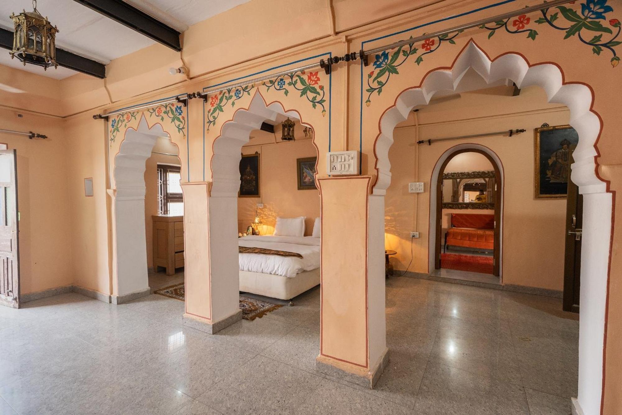 Fort Beejwar Chauhan By Aayams Neemrana Shahjahanpur Exterior photo